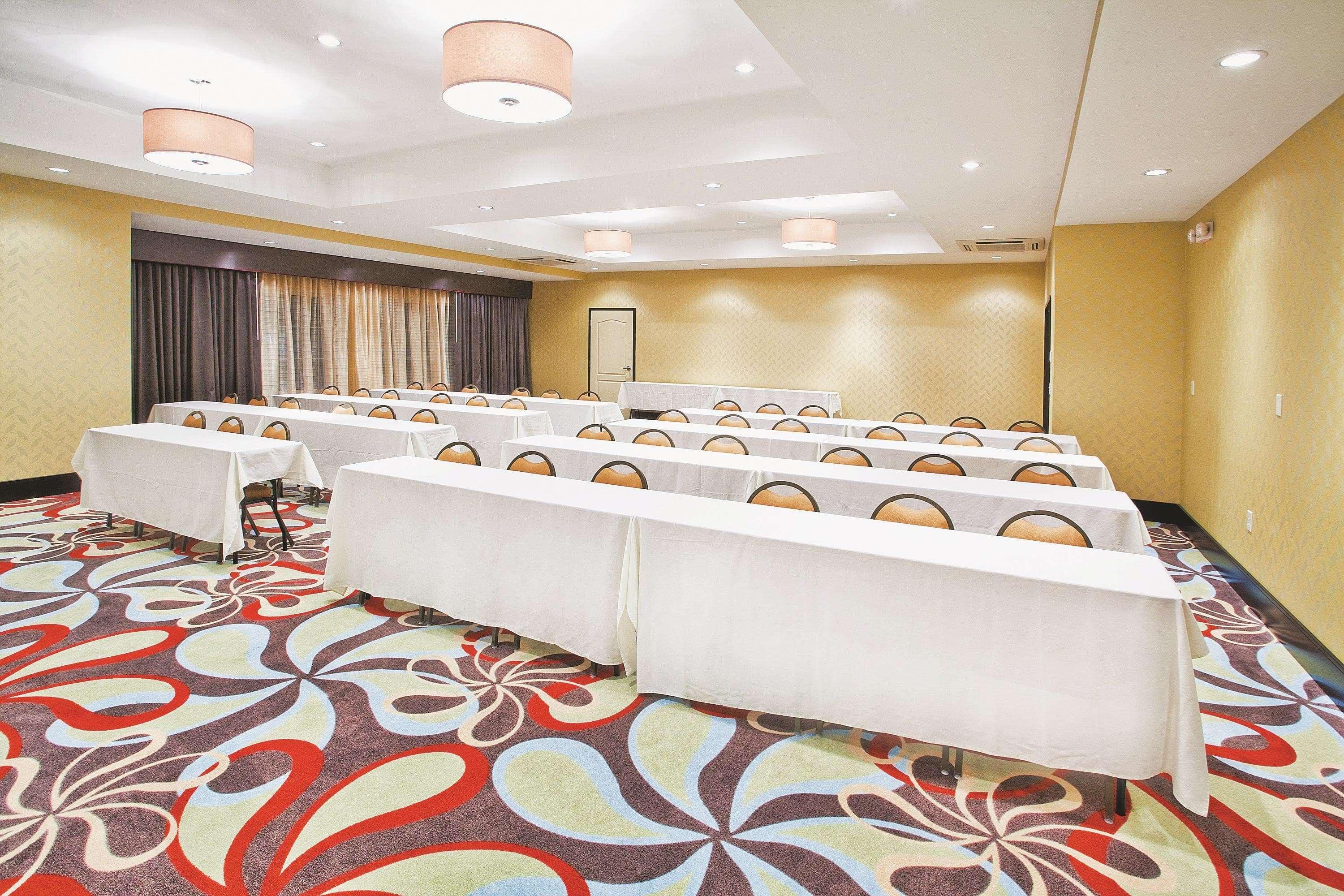 La Quinta By Wyndham Hinesville - Fort Stewart Kinh doanh bức ảnh